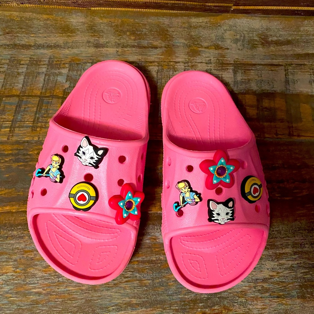 Brand new crocs